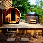 Chalet Montana - Hot Tub, Sauna, Playstation *