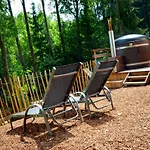 Alpstuga Chalet Montana - Hot Tub, Sauna, Playstation Durbuy