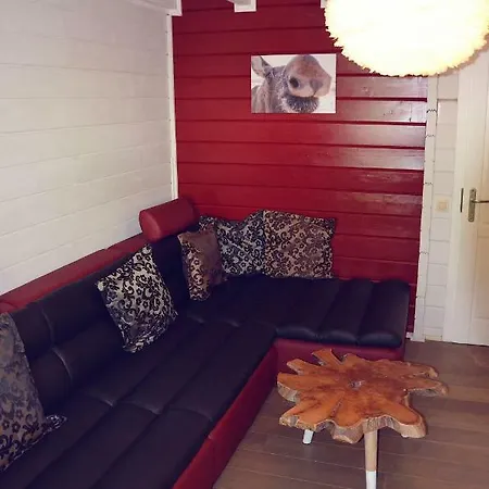 Σαλέ Chalet Montana - Hot Tub, Sauna, Playstation Durbuy