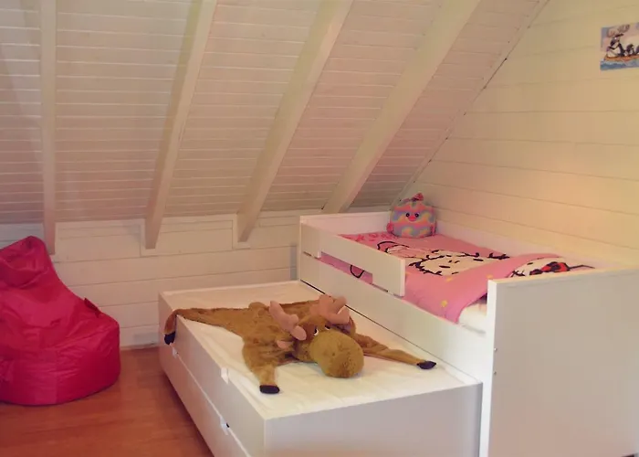 Chalet Montana - Hot Tub, Sauna, Playstation Chalet