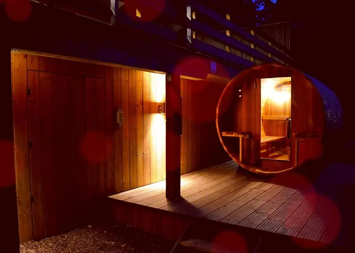 Chalet Montana - Hot Tub, Sauna, Playstation